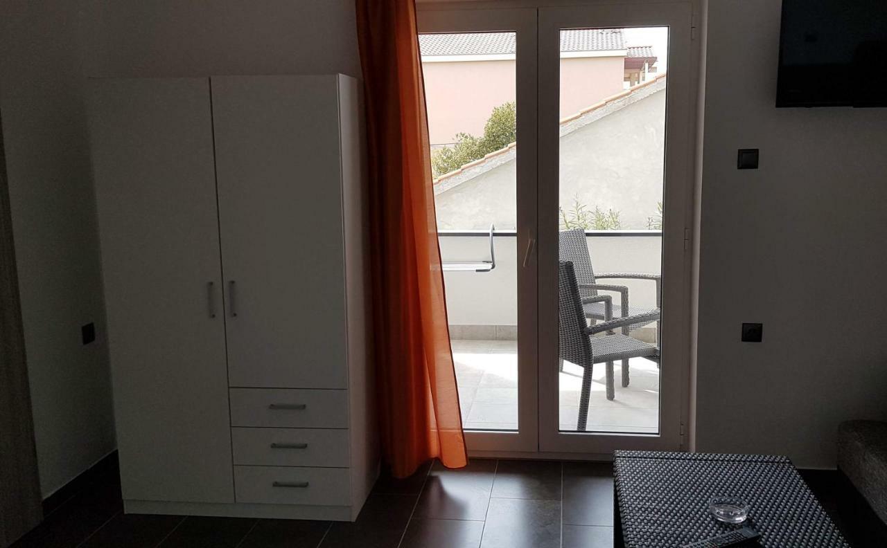 Apartments Star With Pool Biograd Na Moru Dış mekan fotoğraf
