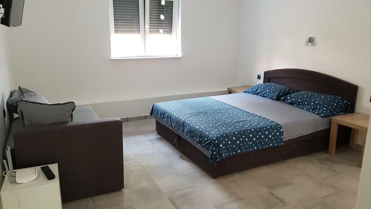 Apartments Star With Pool Biograd Na Moru Dış mekan fotoğraf