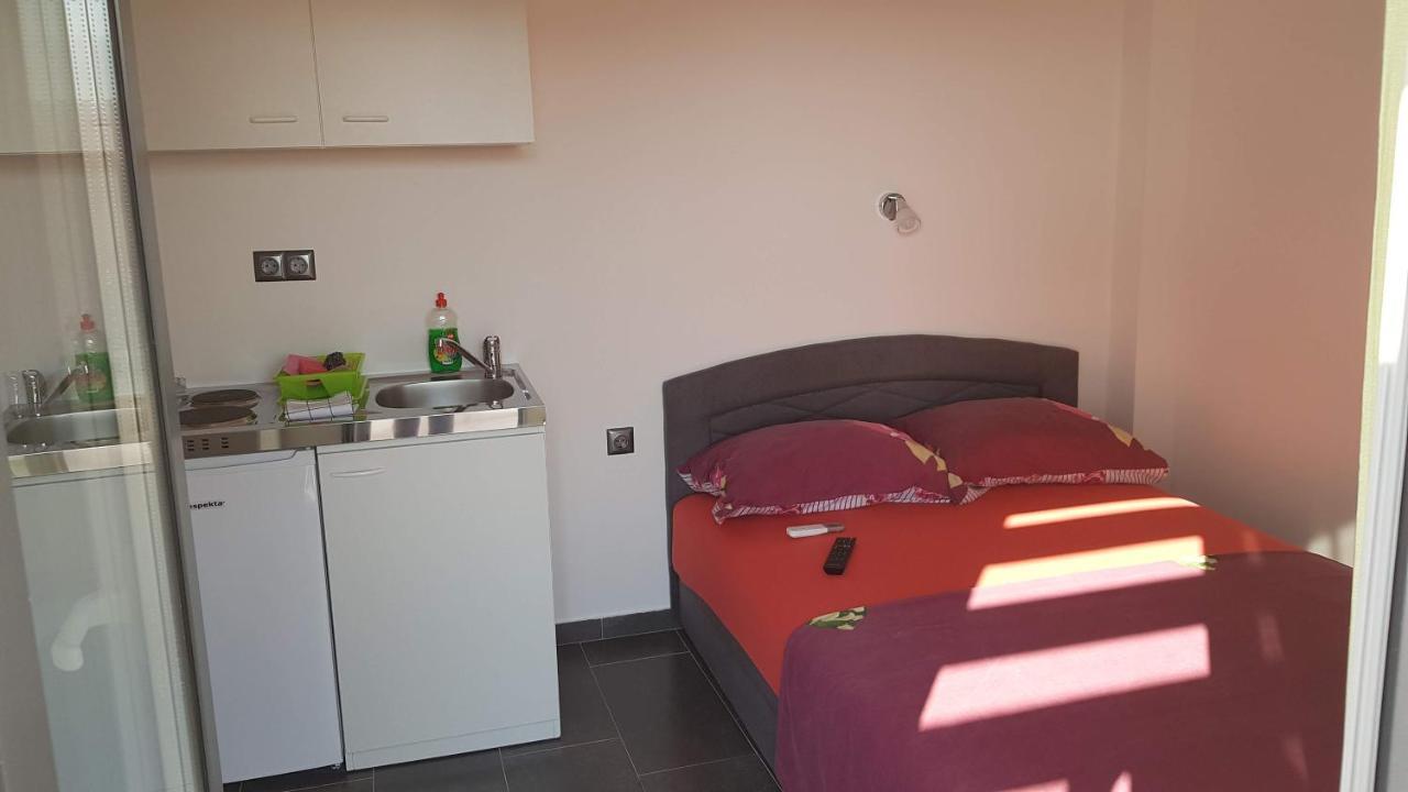 Apartments Star With Pool Biograd Na Moru Dış mekan fotoğraf
